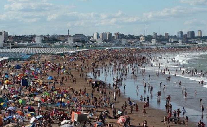Mar del Plata "explotada". Una postal que por la pandemia será difícil de repetir este verano.