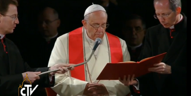 El Papa Francisco ofició el Vía Crucis en Roma