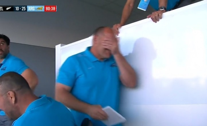 El técnico argentino no pudo contener la emoción.
