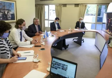 alberto fernandez covid