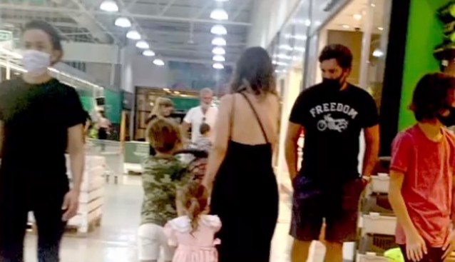 CHINA SUAREZ SHOPPING