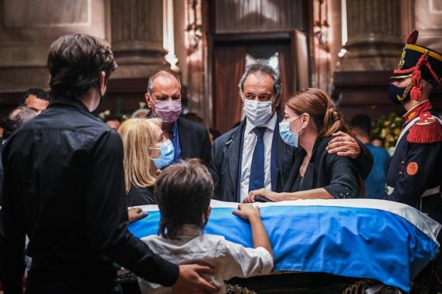 carlos menem despedida