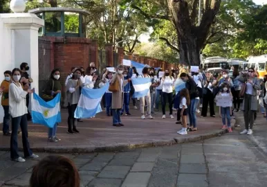 protestas clases presenciales