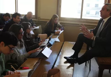 alberto fernandez clases