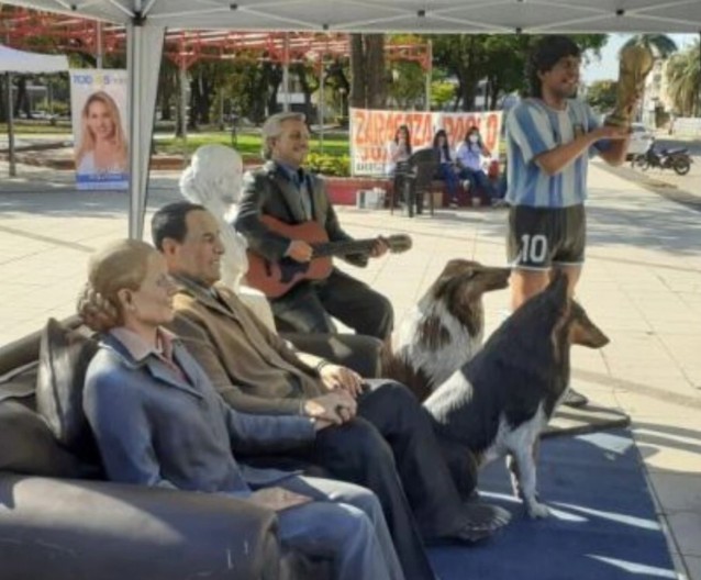 estatuas alberto fernandez