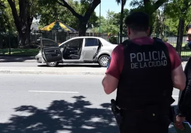 Lucas Gonzalez - Policía