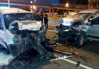 a contramano por autopista