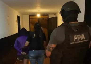 maestra jardinera detenida