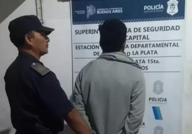 apuñalo a su hermano