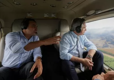 alberto-sobrevuela-misiones-y-corrientes19-1jpg