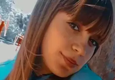 joven lomas de zamora