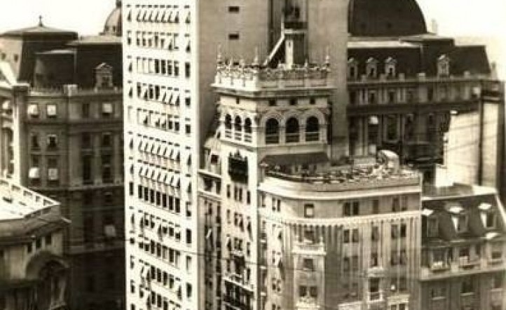 Edificios COMEGA y SAFICO: dos primos hermanos que pegaron el estirón ...