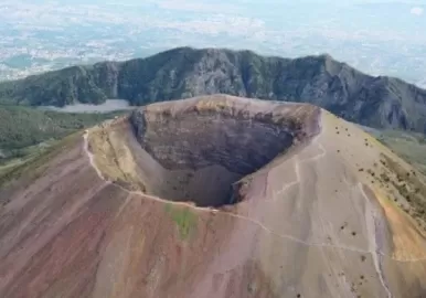 VOLCAN VESUBIO