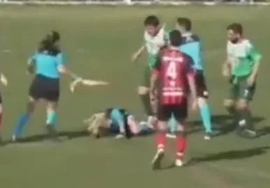 mujer arbitro