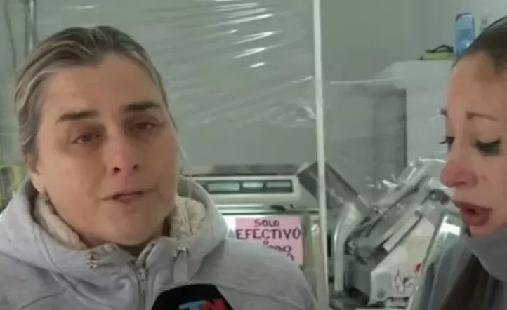 Natalia, mamá de Joaquín junto a Jésica, que le salvó la vida al nene.