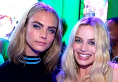 margot robbie y cara delevigne