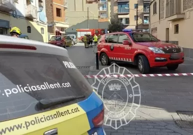 Hermanas argentinas gemelas en barcelona españa bullying