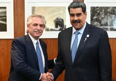 alberto fernandez maduro