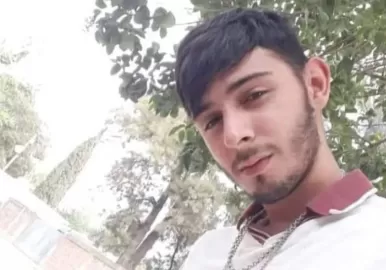 Discutió con el ex de su novio