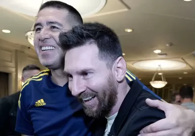 messi y riquelme