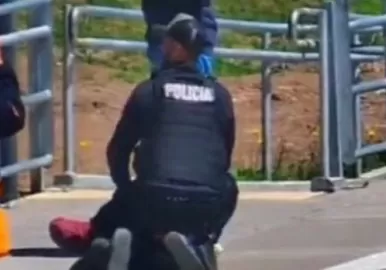 policia de la ciudad detenido