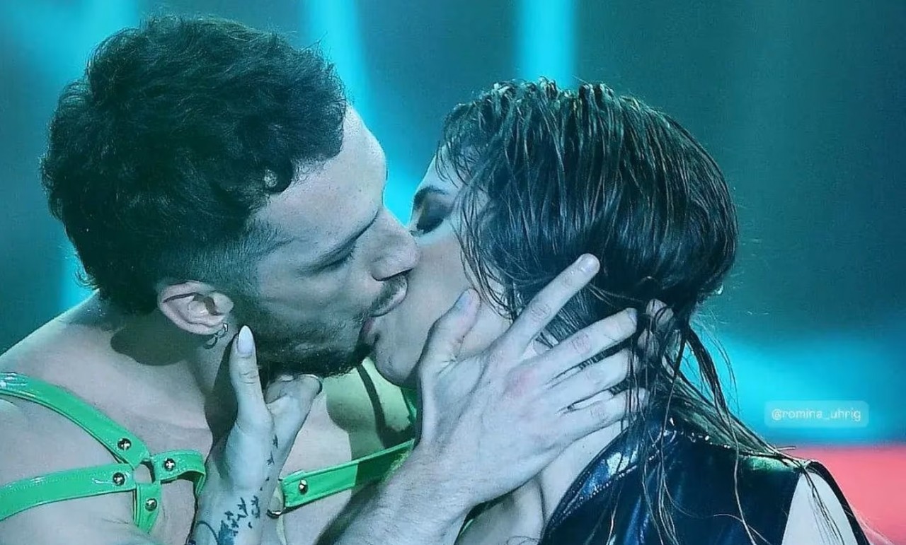 Escándalo por la coreografía porno de Romina Uhrig en el “Bailando 2023″ |  InfoVeloz.com
