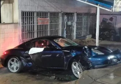 Porsche chocado