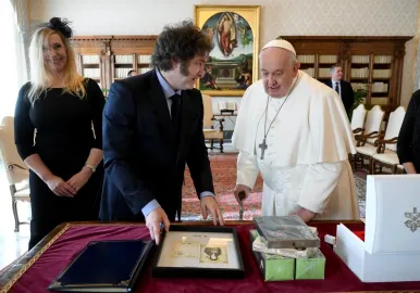 papa francisco javier milei