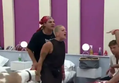 FURIA CONTRA LOS BROS