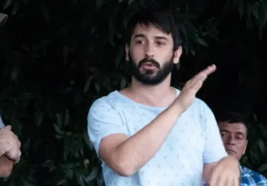 funcionario almirante brown