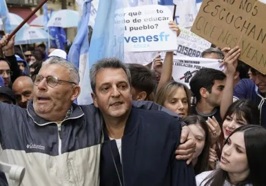sergio massa marcha universitaria