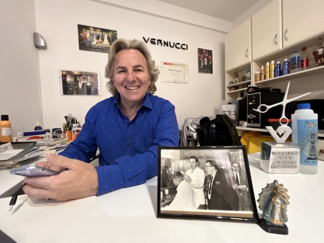 Roberto Vernucci peluquero jubilados