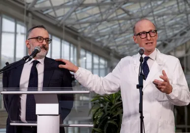 medicos del papa francisco