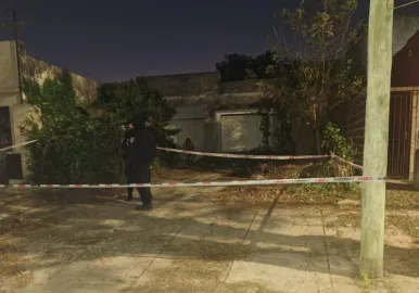 convivio con el cadaver de su madre