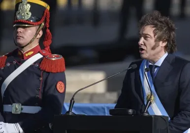 milei dia de la bandera