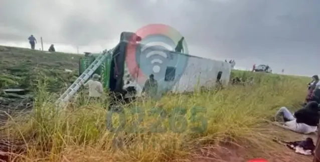 Vuelco en Ruta 2 - Foto: InfoZona