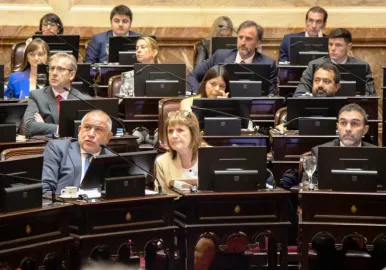 la libertad avanza senado