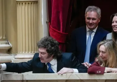 escandalo en el congreso