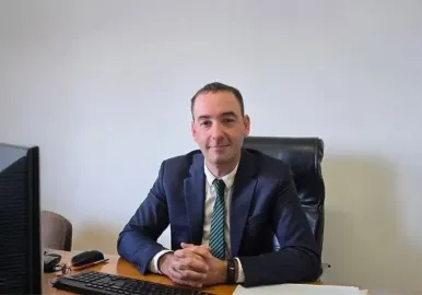 adorni