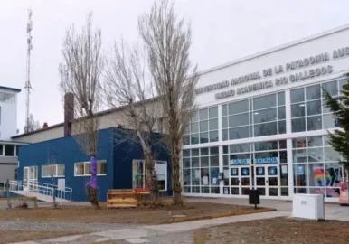universidad patagonia austral