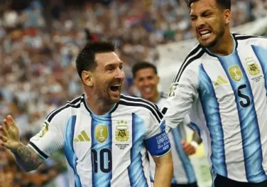 lionel messi paredes