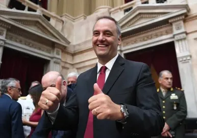 manuel adorni