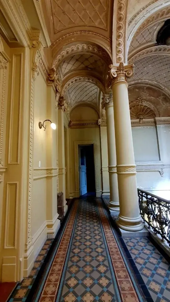 biblioteca borges