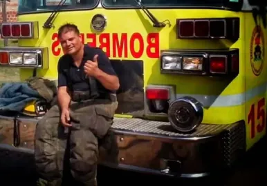 bombero muerto