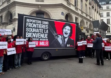 javier mil en paris