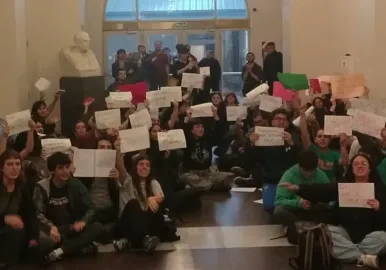 tomaron la secretaria de educacion