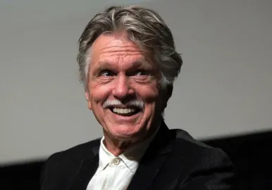 tom skerritt